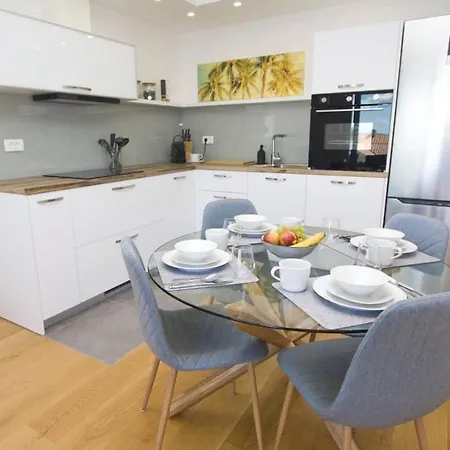 Apartment Maestarl Makarska